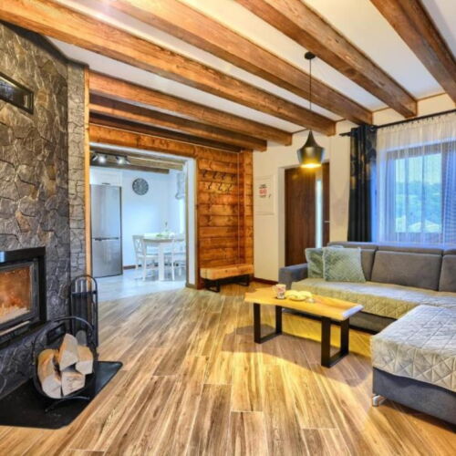 Casa de vacanță pentru 8 pers. (se inchirieaza doar integral)