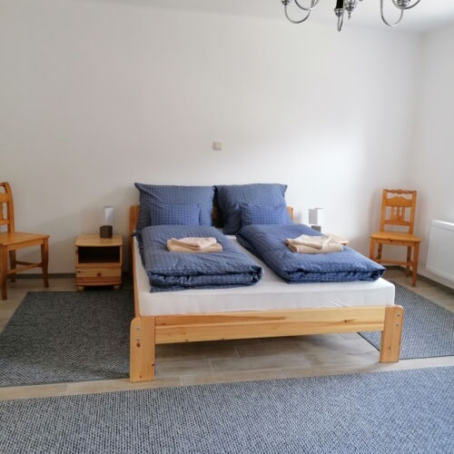 Emeleti Grand franciaágyas szoba (pótágyazható)