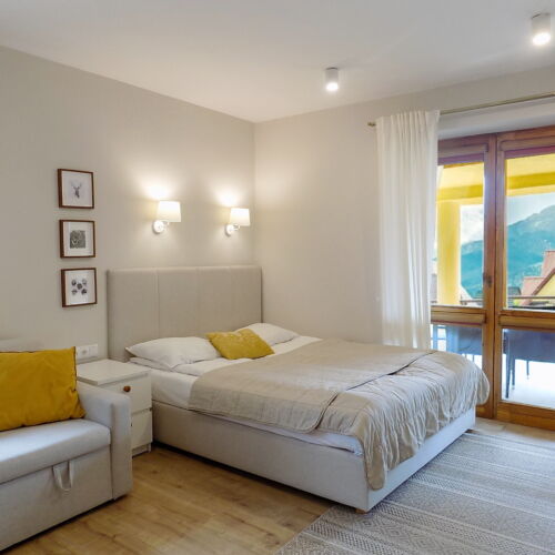 Hegyekre néző balkonos 6 fős apartman