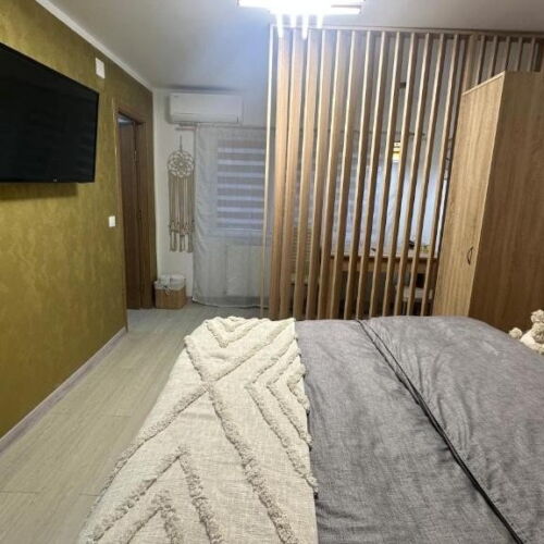 Deluxe  Pokoj s manželskou postelí