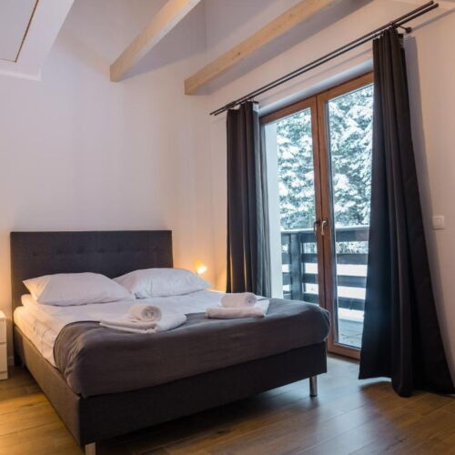 Apartament 4-osobowy z 2 pomieszczeniami sypialnianymi