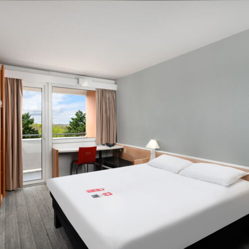 Standard Doppelzimmer mit Balkon