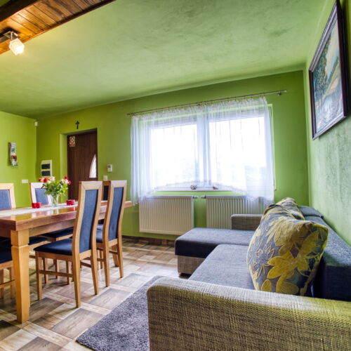 Domek całoroczny 6-osobowy z tarasem z widokiem na góry (możliwa dostawka)