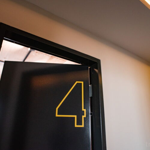 Camera dubla deluxe la etaj