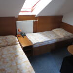 Mansarda Economy soba sa dva odvojena kreveta (za 2 osoba(e))