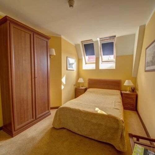 Economy  Pokoj s manželskou postelí