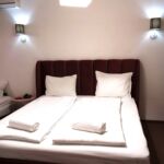 Apartament standard cu 1 camera pentru 3 pers. (se poate solicita pat suplimentar)