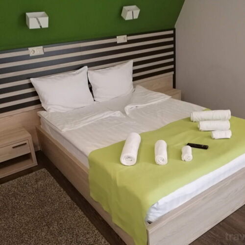 Camera dubla la mansardă