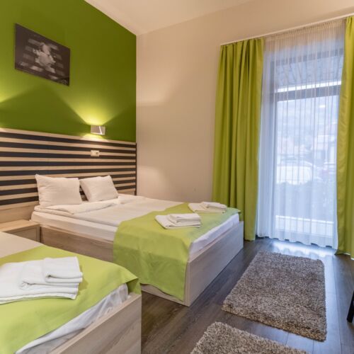 Camera dubla cu balcon