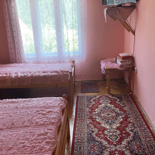 Pokoj pro 3 os. na poschodí 