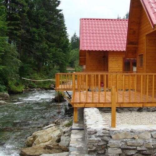 Bungalow 2-osobowy z tarasem z aneksem kuchennym