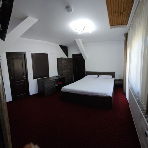 Apartament family cu balcon cu 2 camere pentru 4 pers.
