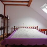 Premium Izba s manželskou posteľou v podkroví