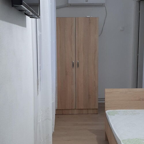 Camera dubla la etaj cu baie