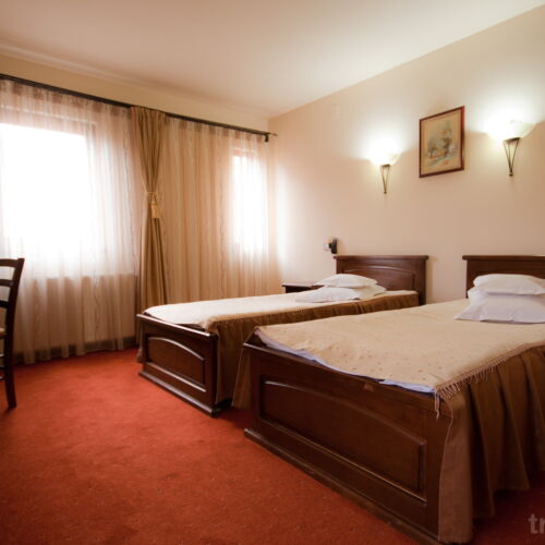 Camera dubla (se poate solicita pat suplimentar)