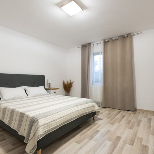 Rezydencja pokój 4-osobowy na piętrze z dostępem do ogrodu z 2 pomieszczeniami sypialnianymi