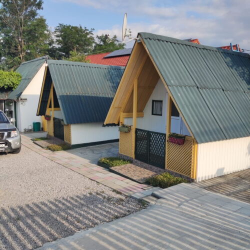 Casă de vacanță pentru 2 pers. (se inchirieaza doar integral)