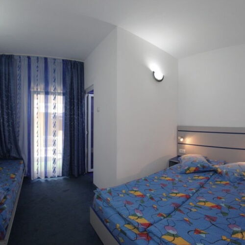 Camera dubla la parter cu terasă