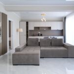 Apartament deluxe cu vedere spre mare cu 2 camere pentru 4 pers.