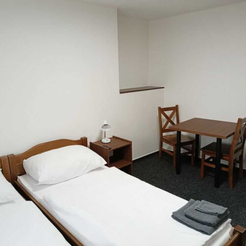 Pokoj se sprchou  pro 2 os.