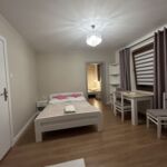 Erdőre néző Studio négyágyas szoba