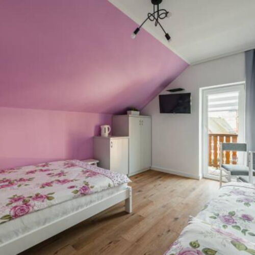 Pokój 3-osobowy na piętrze z widokiem na góry