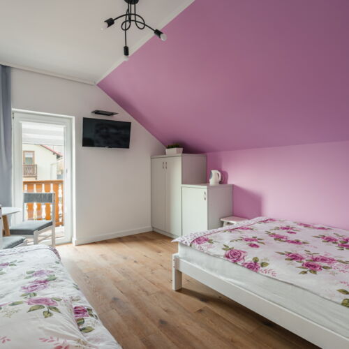 Pokój 3-osobowy na piętrze z widokiem na góry