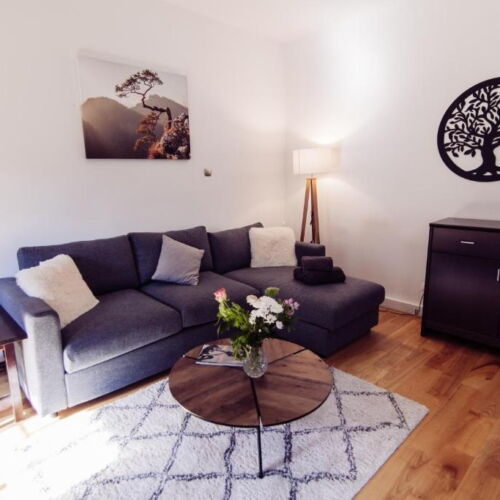 Apartament 4-osobowy na piętrze z własną kuchnią z 2 pomieszczeniami sypialnianymi