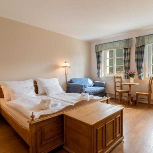 Camera dubla confort cu panoramă (se poate solicita pat suplimentar)