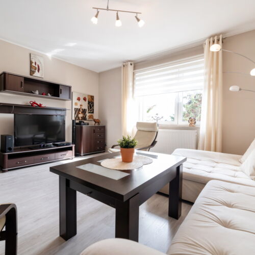 Apartament 5-osobowy na piętrze z widokiem na ogród z 3 pomieszczeniami sypialnianymi