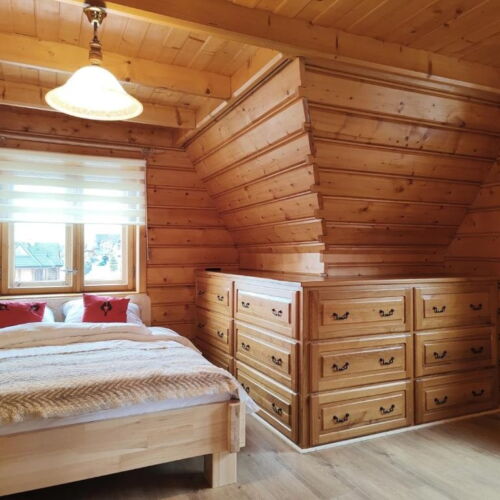 Apartament 3-osobowy na poddaszu Komfort z 2 pomieszczeniami sypialnianymi