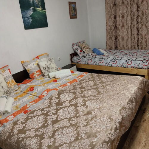 Pokoj s koupelnou pro 3 os. na poschodí