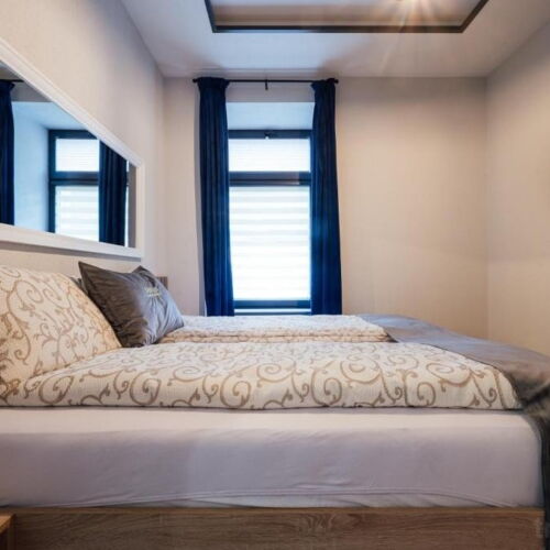 Apartament studio la parter cu 1 camera pentru 4 pers.