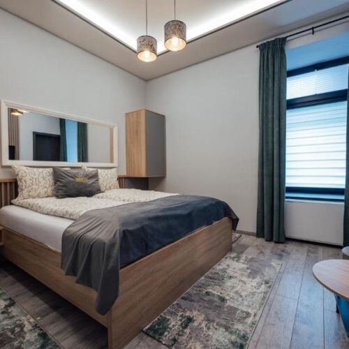Apartament deluxe la parter cu 3 camere pentru 5 pers.
