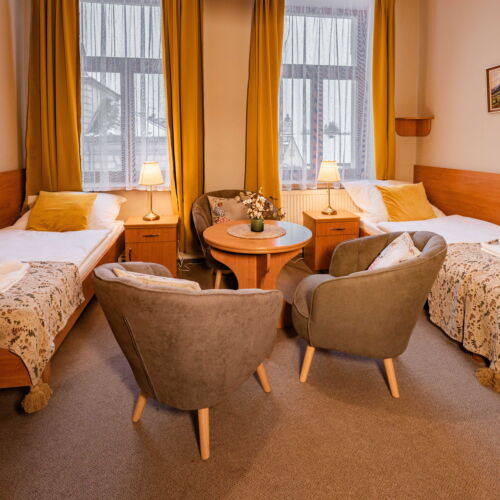 Apartman se sprchou s vlastní kuchyňkou pro 3 os. se 2 ložnicemi