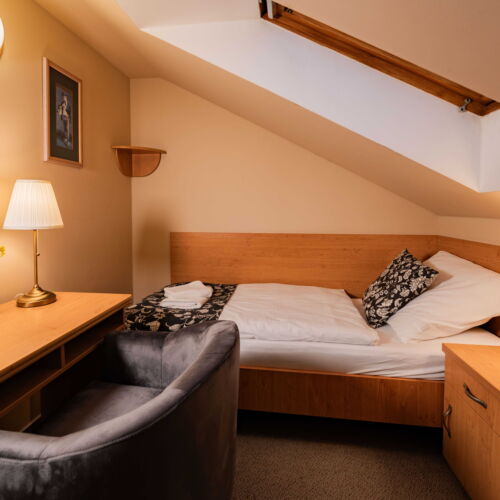 Apartman se sprchou s vlastní kuchyňkou pro 4 os. se 2 ložnicemi