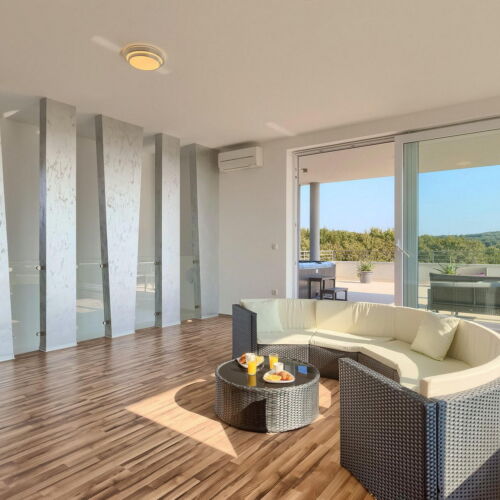 Summer House for 10 Persons