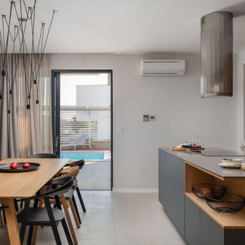 Casă de vară pentru 9 pers. (se inchirieaza doar integral)