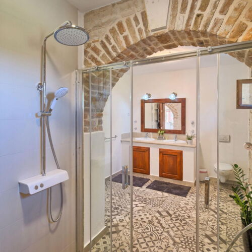 Casă de vară pentru 8 pers. (se inchirieaza doar integral)