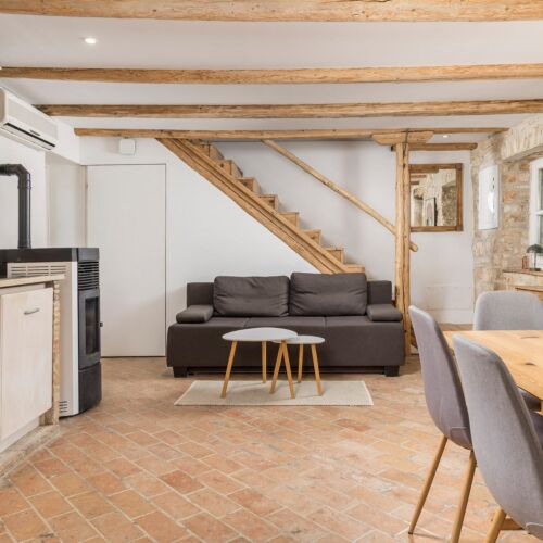 Casă de vară pentru 6 pers. (se inchirieaza doar integral)