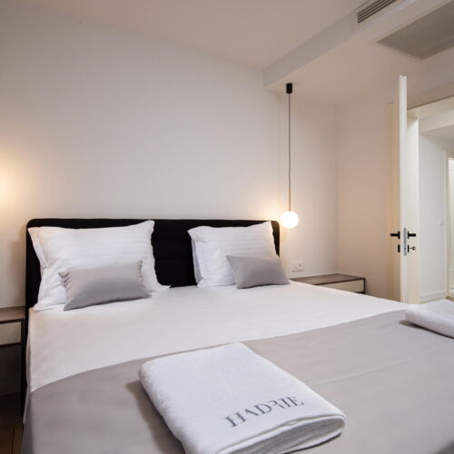 Apartament pentru 5 pers. (se inchirieaza doar integral)