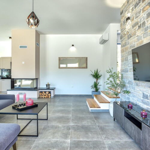 Casă de vară pentru 8 pers. (se inchirieaza doar integral)