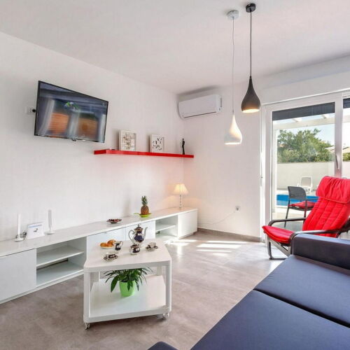 Summer House for 4 Persons