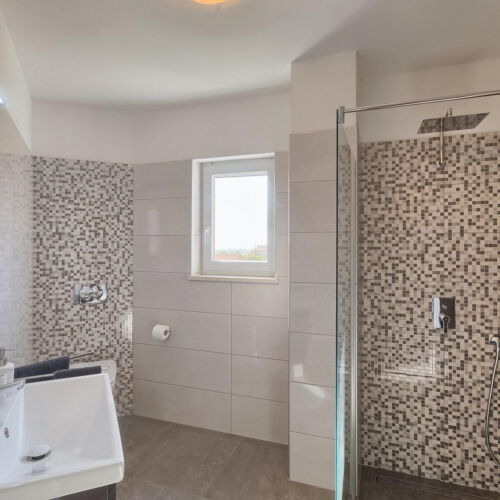 Summer House for 8 Persons