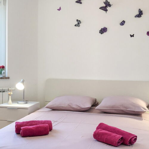 Apartament pentru 4 pers. (se inchirieaza doar integral)