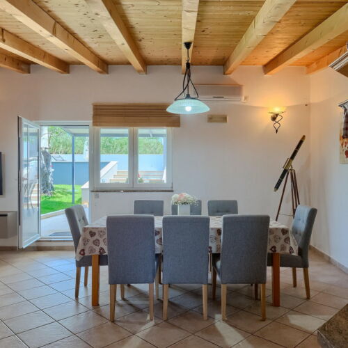 Summer House for 8 Persons