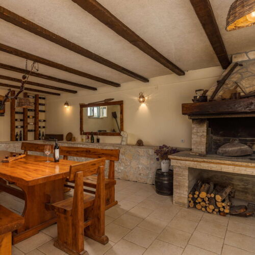 Za 8 osoba(e) ljetnikovac