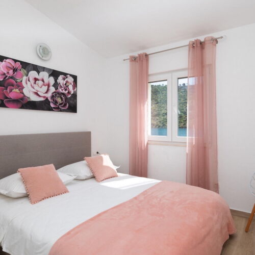 Summer House for 12 Persons