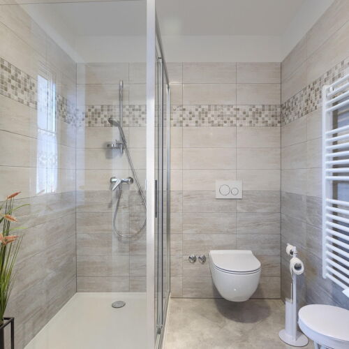 Casă de vară pentru 8 pers. (se inchirieaza doar integral)