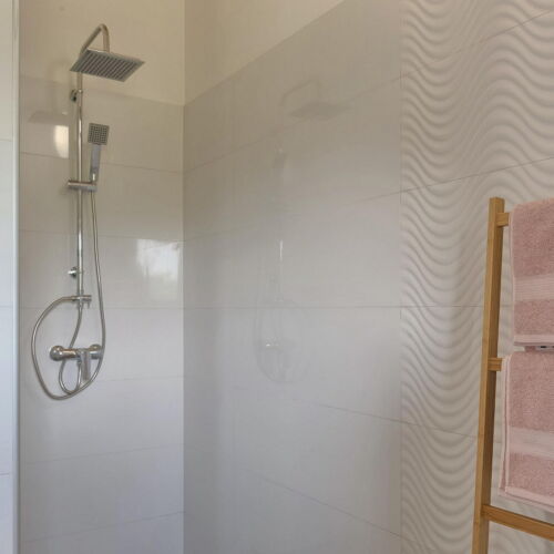 Casă de vară pentru 6 pers. (se inchirieaza doar integral)